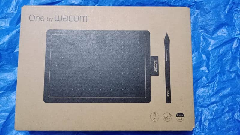 Wacom pen with Touch pad. . . For online users and Online work 2