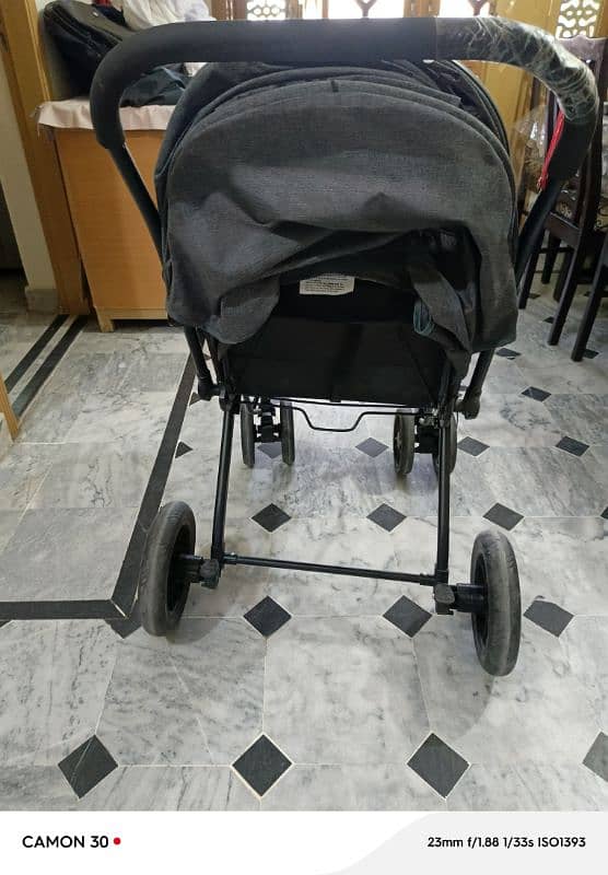 Imported Pram/Stroller is up for sale 4