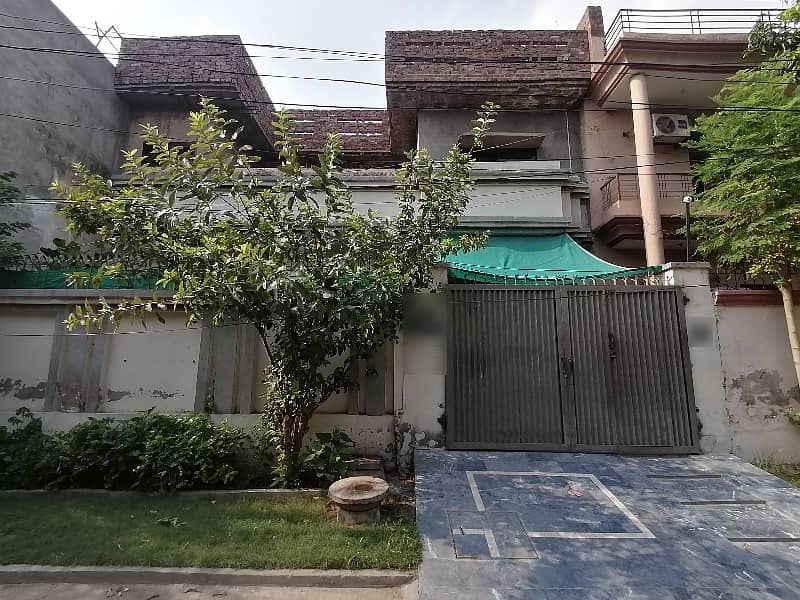 A 10 Marla House Has Landed On Market In Marghzar Officers Colony Of Marghzar Officers Colony 1