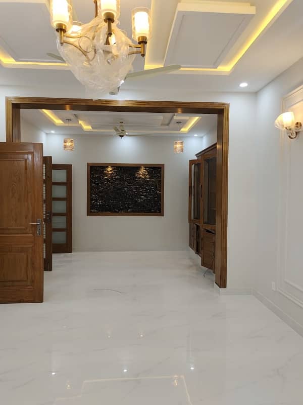 14 marla Upper portion available for Rent G-13 Contact:-0347-7163075 3