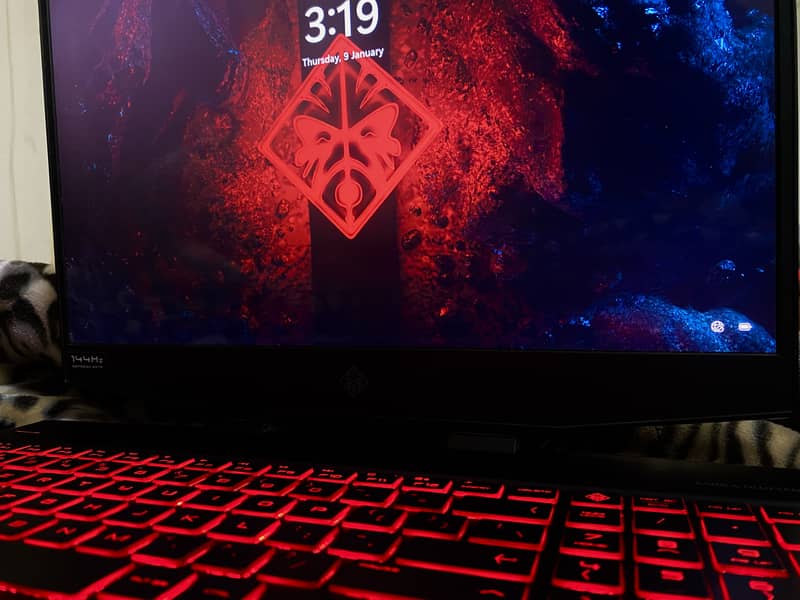 HP Omen 15 Gaming Laptop with GTX 1660ti 5