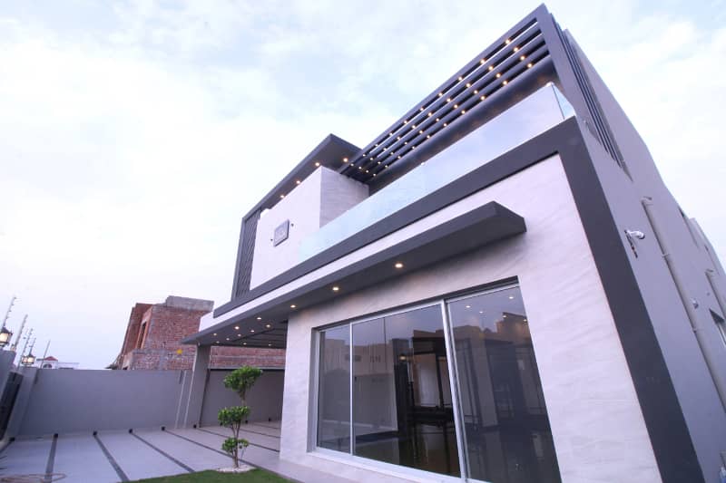 01 Kanal Ful Basement 12KV Solar Installed Beautiful Luxury Modern Desjgn House For Rent In DHA Phase 5 Good Location 36