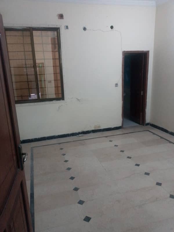 Family flat available for rent phase 5 Bajli Pani gas available ha 0