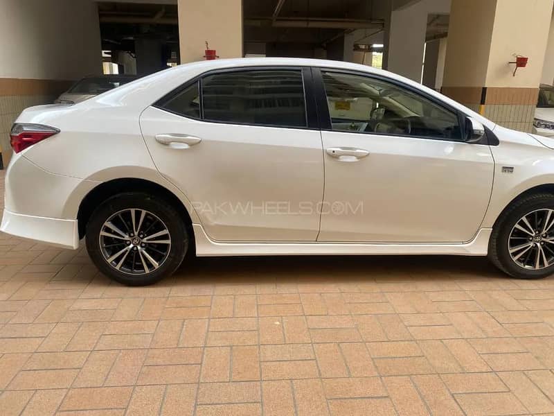 Toyota Corolla Altis 2022 13