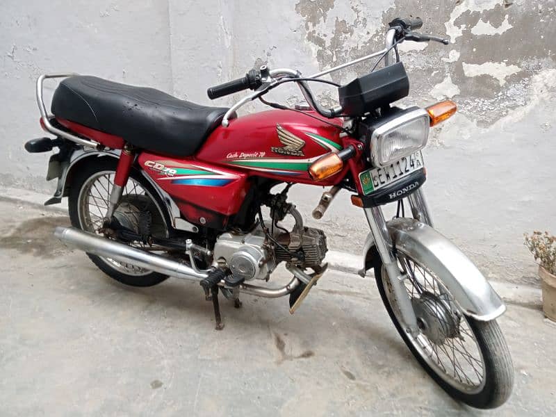 Honda 70 model 2016 A red colour good condition 0