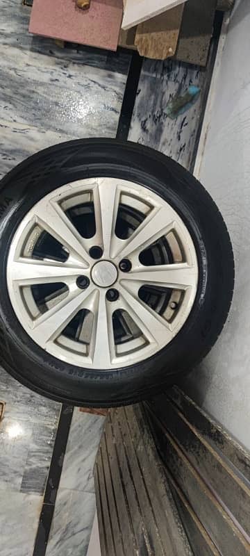 honda city brand new tyre 185 65 R15 + rims only 5000 km use 0