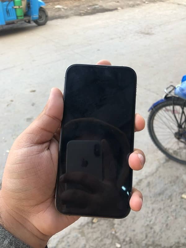 IPHONE 13 PRO URGENT SALE 1