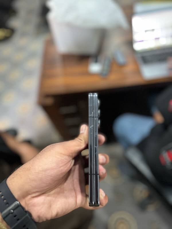 256 gb black color non pta with box charger 2