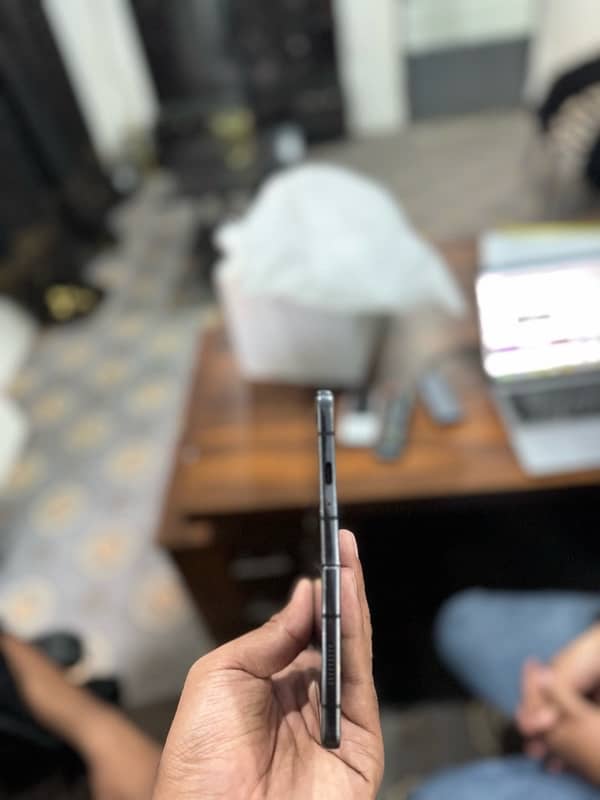 256 gb black color non pta with box charger 6