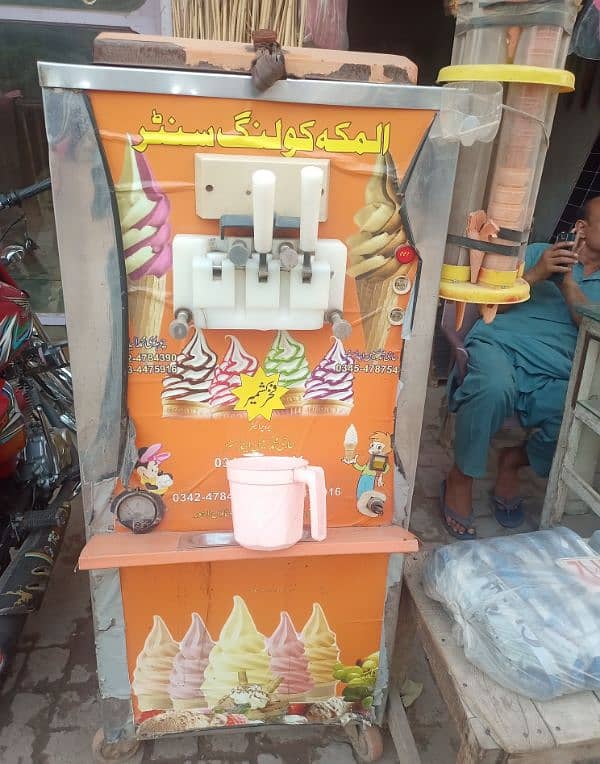 ice cream machine far sell condition 10by10 1