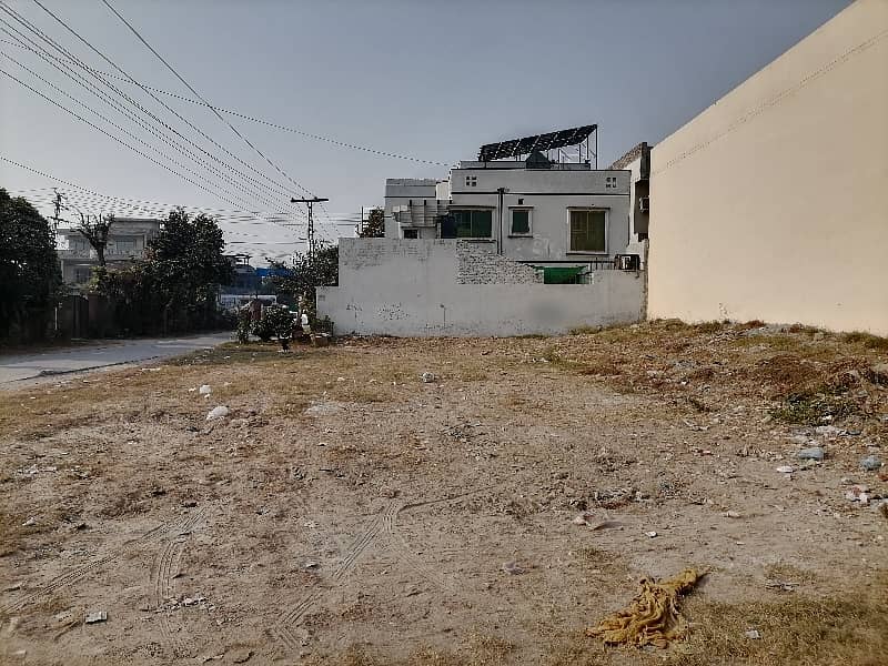 Get This Amazing Corner 1 Kanal Residential Plot Available In Marghzar Officers Colony 1