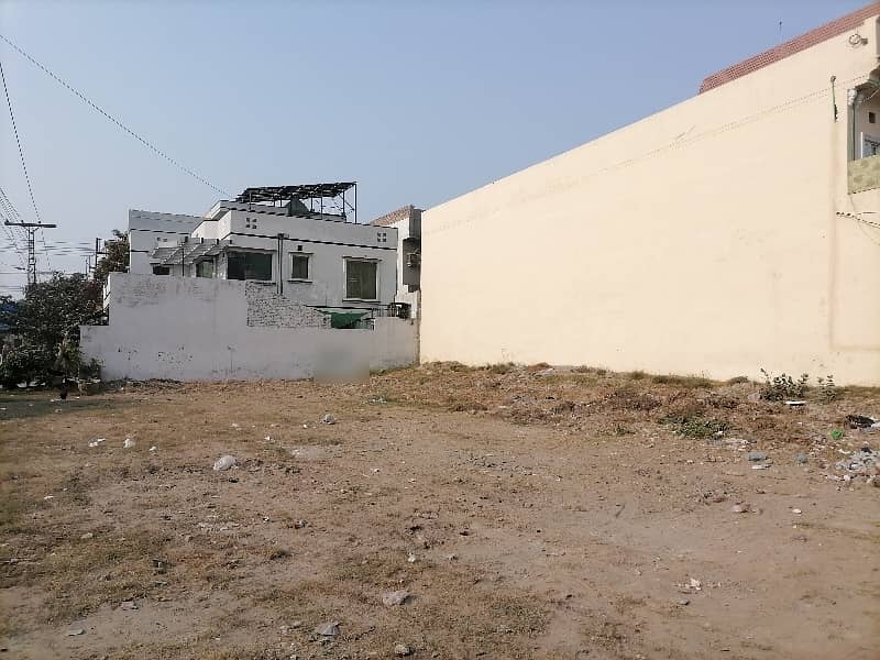 Get This Amazing Corner 1 Kanal Residential Plot Available In Marghzar Officers Colony 2