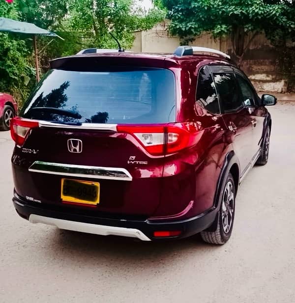 Honda BR-V S 2018 3