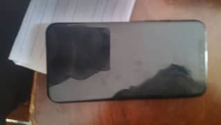 iphone 11 pro ichould locked ha