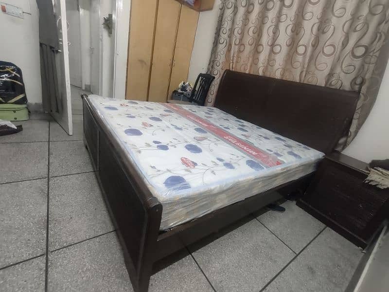 8" mattress in excellent condition 0