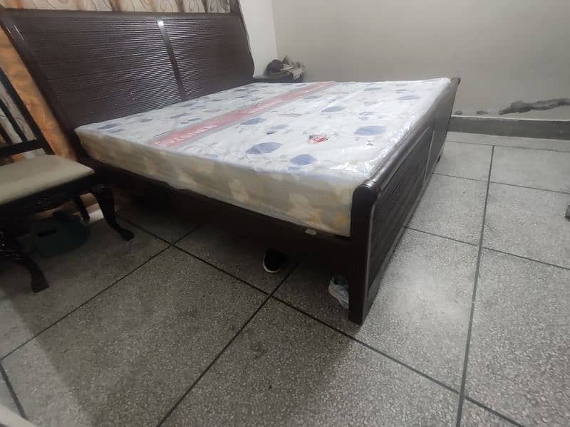 8" mattress in excellent condition 1