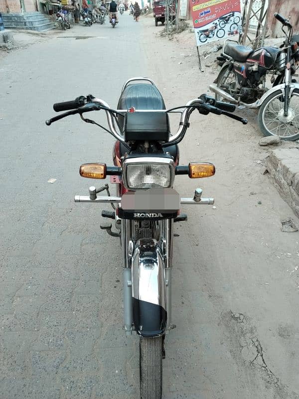 Honda CD70 2021 Model 4