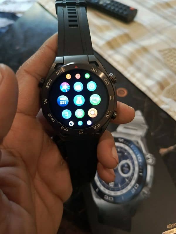 SK4 smart watch 1