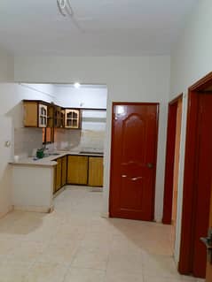 2 bed lounge flat for sale