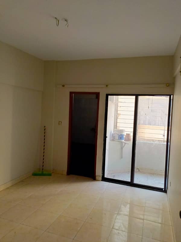 2 bed lounge flat for sale 5