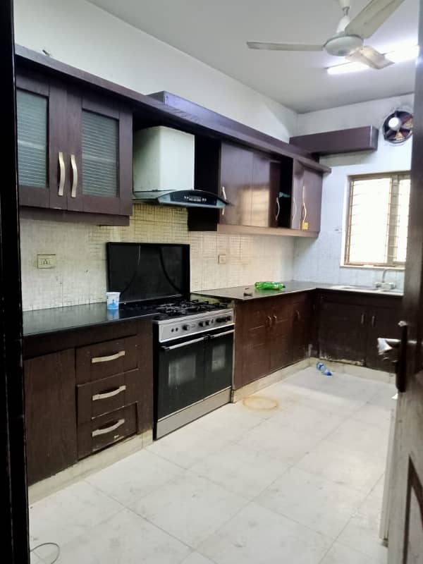 House for sale in Askari 11 sec-B Lahore 16