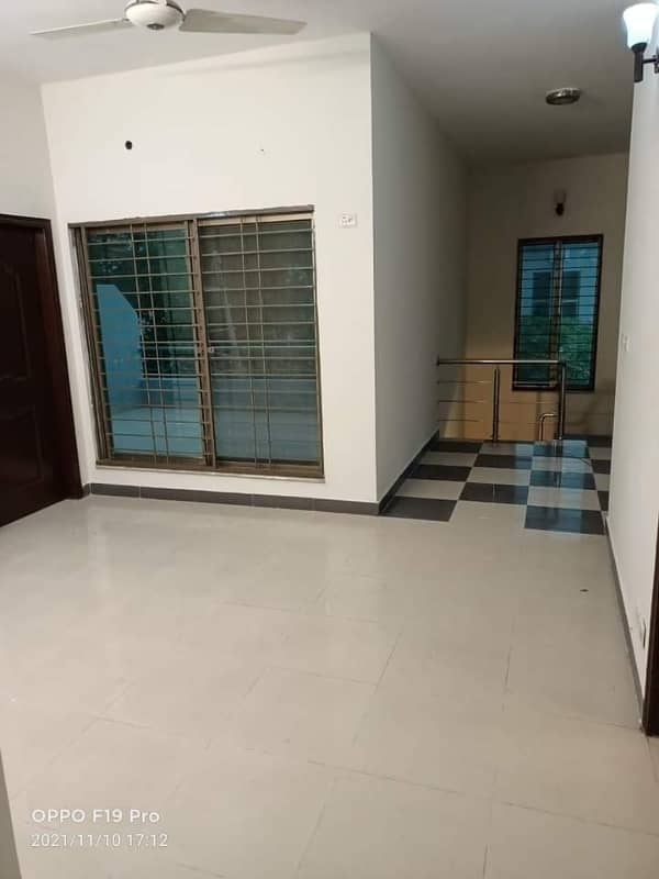 House for sale in Askari 11 sec-B Lahore 38