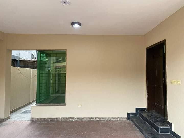 House for sale in Askari 11 sec-B Lahore 45