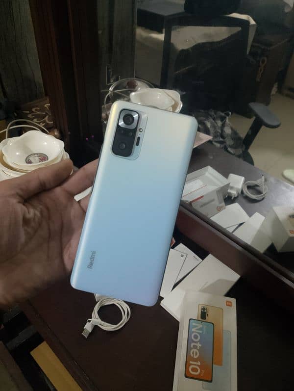 redmi note 10 pro. 128 GB. with all genuine accessories 6