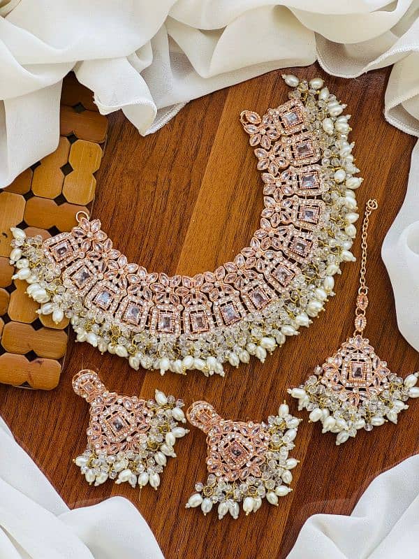 Beautiful Bridal jewelry set 8