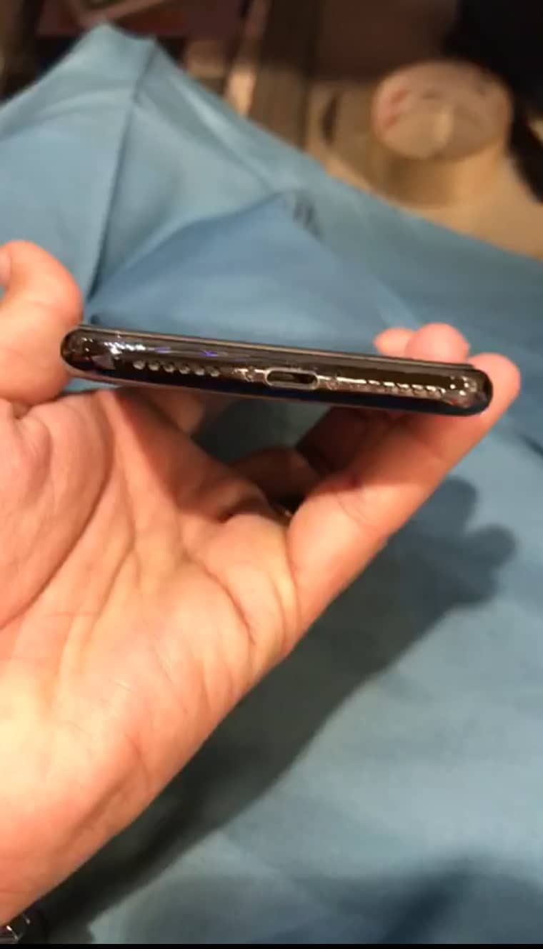 Apple iPhone X 2