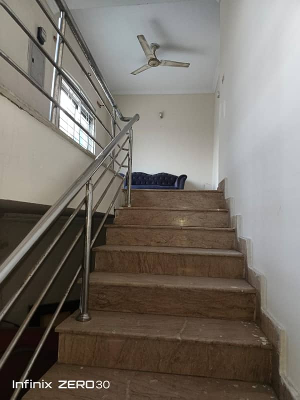 5MARLA UPPER PORTION FOR RENT IS SECTOR C SAFARI BLOCK BAHRIA TOWN LAHORE 7