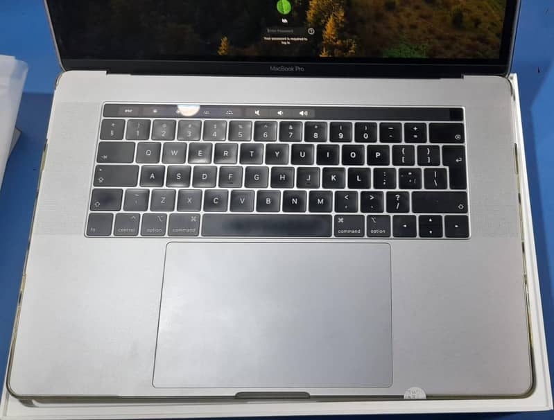 Apple Macbook Pro 2019 15" 2