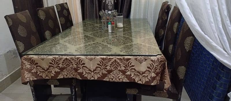 6 chair wooden dining table with heavy glass top 3