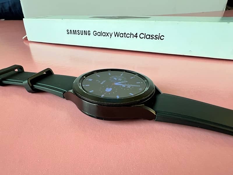 Samsung Galaxy watch 4 classic 0