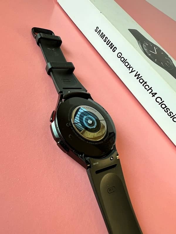 Samsung Galaxy watch 4 classic 1