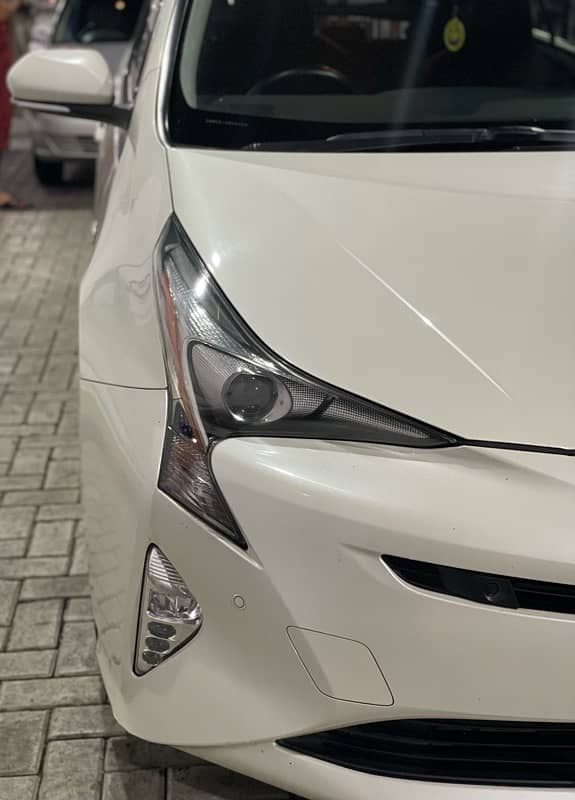 Toyota Prius 2017 15