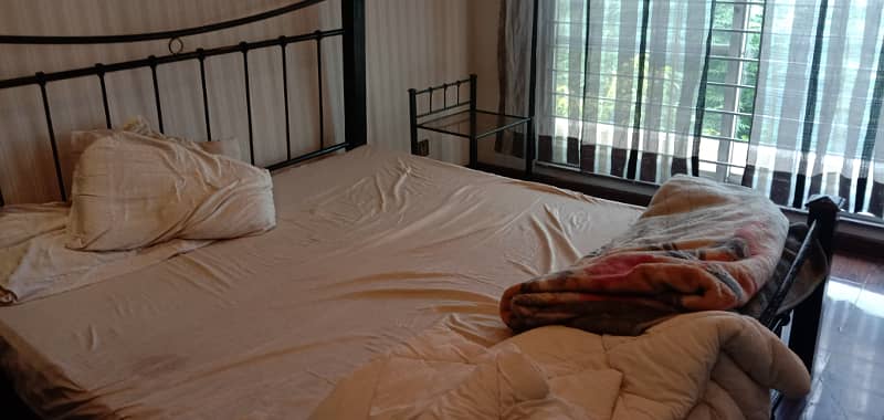 One Room Fully Furnished With Car Parking Hot Location 0