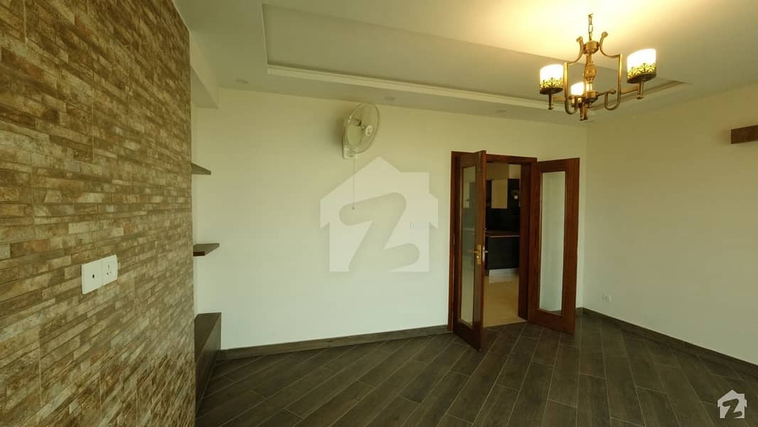 Brand New 3 Bed Penthouse For Sale In Askari 11 Lahore 13