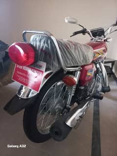 Honda CG125 2025