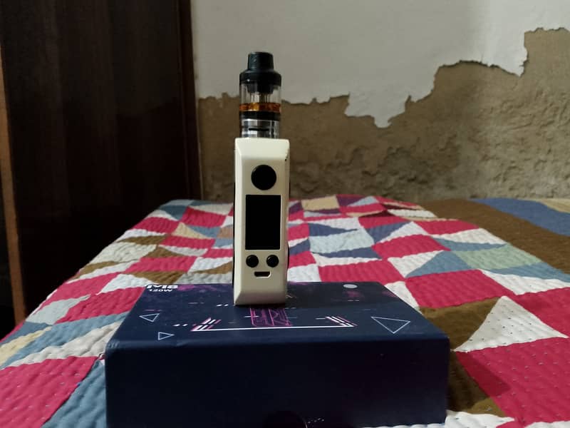 M8 Vape 120w 1