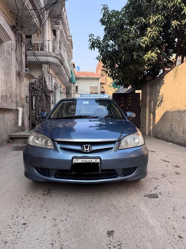 Honda Civic EXi 2004 1