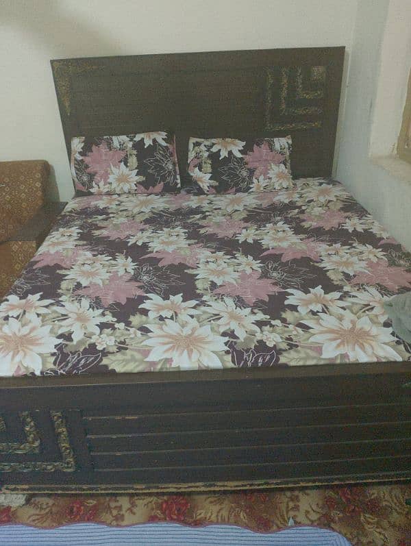 Double Bed with springe Mattress only 4 month use 3