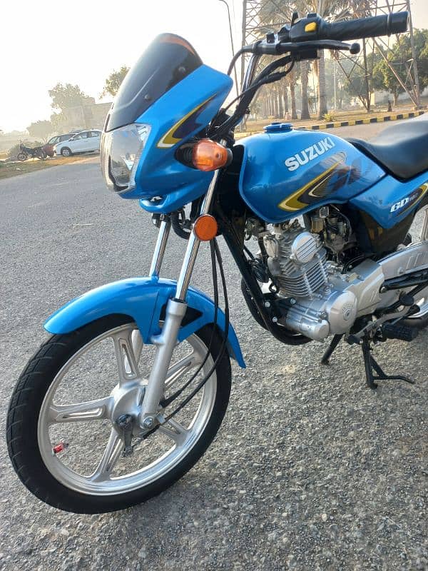 SUZUKI GD110S MODEL 2022 KM 12350 ALL PUNJAB NUMBER TOTAL GENUINE BIKE 10