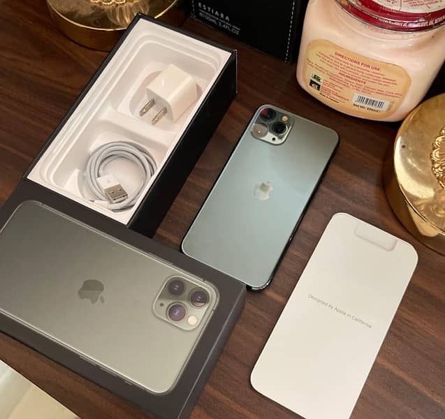 iPhone 11 Pro Max 256gb pta approve in brand new condition 2