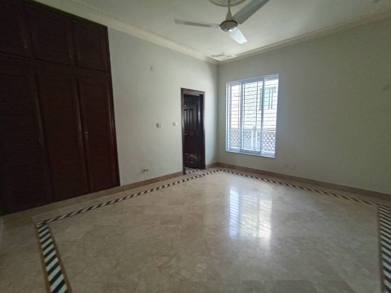 I-8.40x80 Ideal Location Upper Portion Tiles Flooring Near Park More Options Available 15