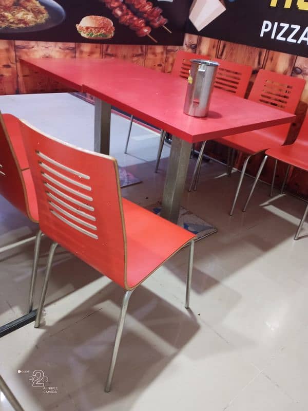 8 chairs 2 table red & Waite 0