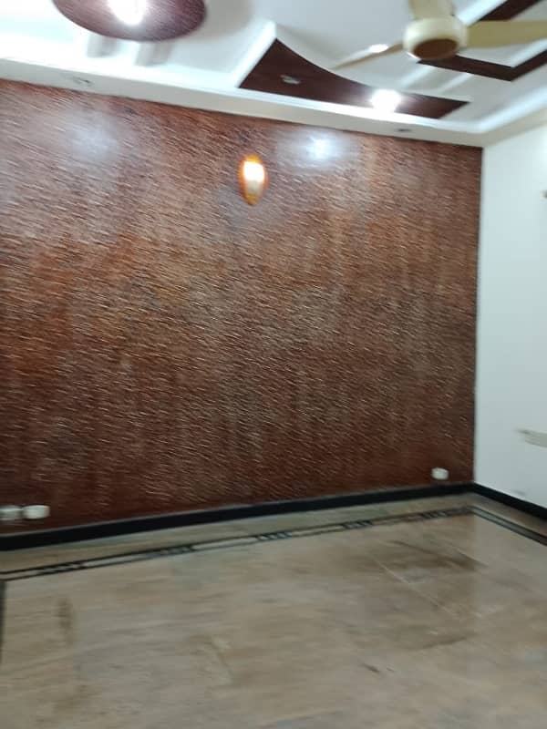 I-8.40x80. Upper Portion Available For Rent Near kachnar park More Options Available 11