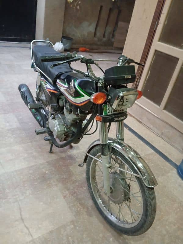 honda 125 total genuine condition just buy and drive no need work 0