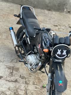 Yamaha YBR g