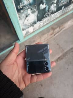 Samsung Z Flip 4 | Non PTA | Urgent Sale | No Exchange